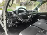 Toyota Hi-Ace 2016